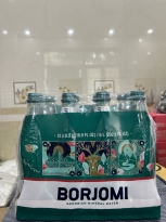 Nước Khoáng có ga của Nga Borjomi tại Hà Nội